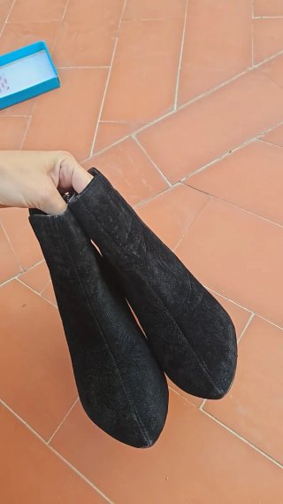 Botines de tacón negros