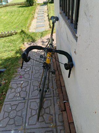 Bicicleta Carretera BH Shimano 105