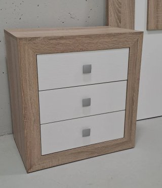 Mesitas de noche y cabecero de madera