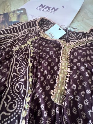 NUEVA CON ETIQUETA Blusa NKN