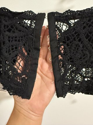 Pack/Conjunto Zara: Top encaje negro (S) + Falda