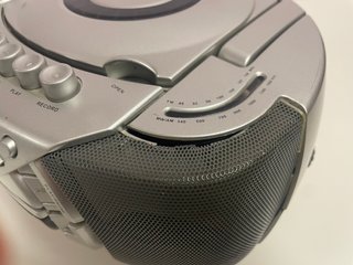Radio CD Cassette Portátil Bench KH 969