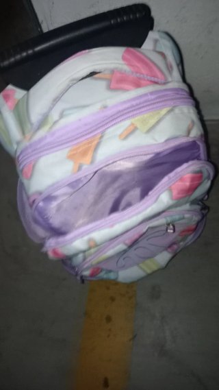 Mochila infantil con estampado de polos