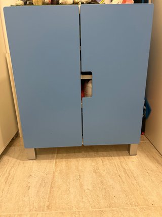 Armadio ausiliario Ikea blu e bianco