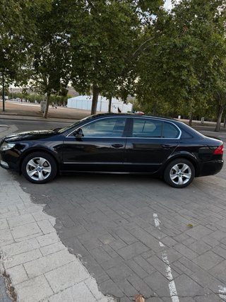 Skoda Superb 2011