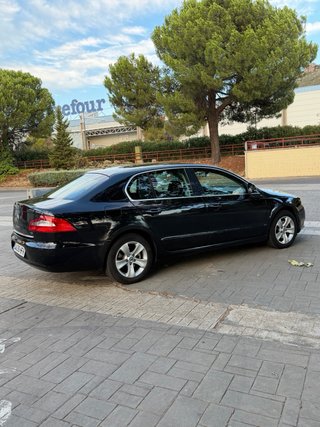 Skoda Superb 2011