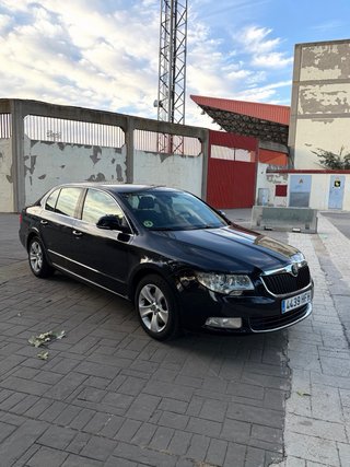 Skoda Superb 2011