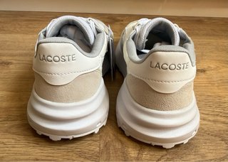 Bambas Lacoste Elite Active mujer beige/blanco