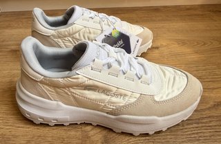 Bambas Lacoste Elite Active mujer beige/blanco