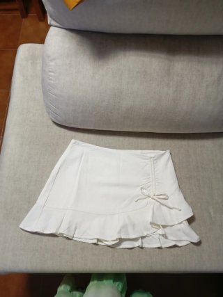 Falda pantalón blanca