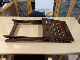 Mesa auxiliar de teca plegable