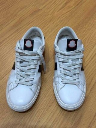 Zapatillas Moncler Blancas Talla 44 en buen condic