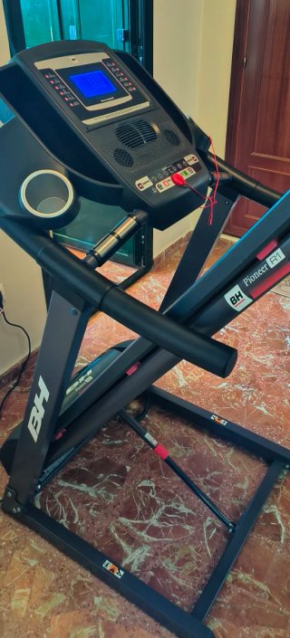 Cinta de andar BH Pioneer F1