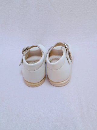 Zapatos bebé piel Areli blancos talla 18