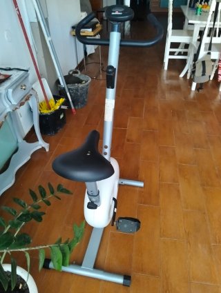 Bicicleta Estática Basic Mag