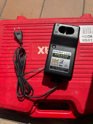 Cargador prensa Klauke LG4F Ni-MH & Ni-Cd