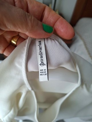 Blusa beige manga acampanada Talla M + regalo