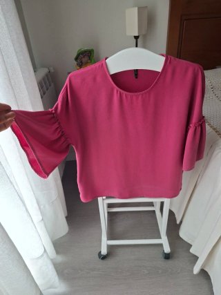 Blusa beige manga acampanada Talla M + regalo