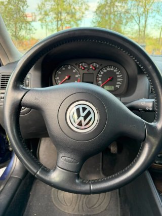 Volkswagen Golf 2002