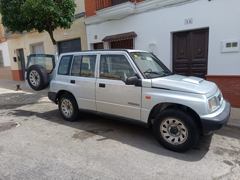 Suzuki Vitara 1999 - foto 1