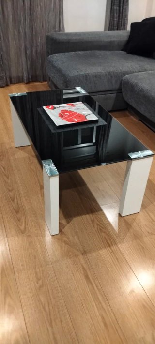 Mesa comedor cristal + 4 sillas y mesa auxiliar