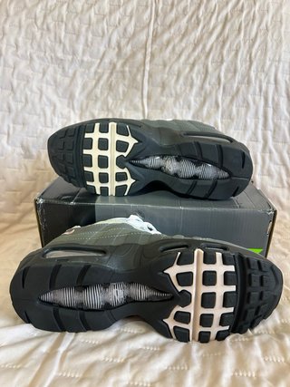 Nike Air Max 95 Negro/Rosa