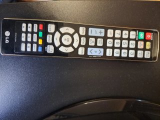 TV LG 42SL9500