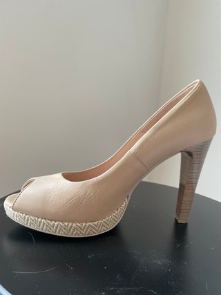 Tacones Hispanitas Talla 39 Beige