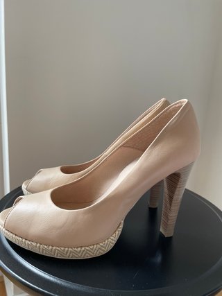 Tacones Hispanitas Talla 39 Beige