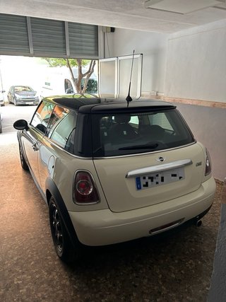 MINI ONE 2011