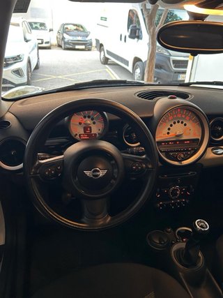 MINI ONE 2011