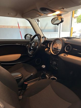 MINI ONE 2011
