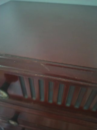 Cómoda de madera con 7 cajones