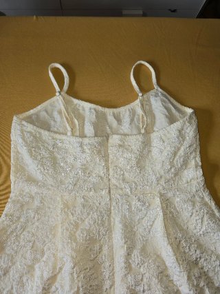 Vestido blanco crema elegante verano falda suelta