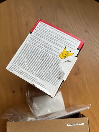 Scatola nuova Nintendo 2DS XL Edizione Poké Ball Pokémon