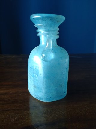 Vasetto vetro Murano celeste scavo glass