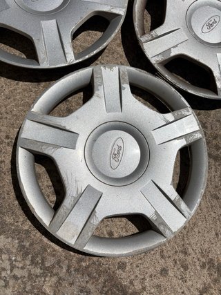 3 Tapacubos Ford Fiesta 14 Originales