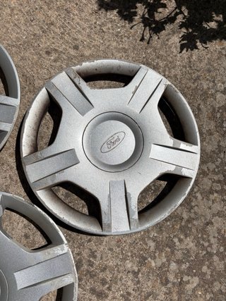 3 Tapacubos Ford Fiesta 14 Originales
