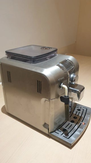 Cafetera Philips Saeco Syntia