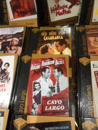 Cine De Oro El Pais Con Libreto. 1,50€ la unidad.