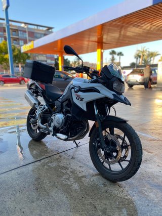 BMW F750GS carnet A2 9.000€ 13.000Km