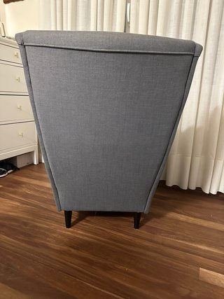 Sillón orejero Ikea gris tela