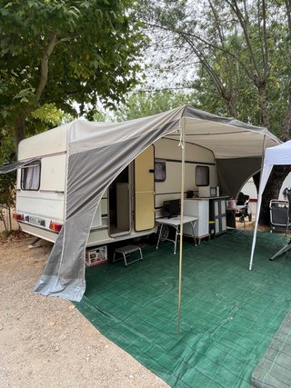 Caravana Burstner 440