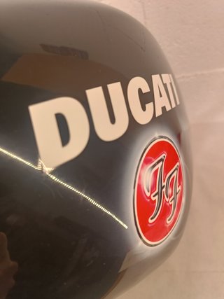 Deposito Monster 695 Ducati fibra negro