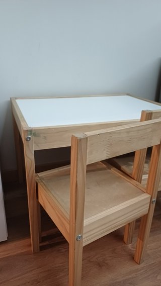 Mesa y 2 Sillas Infantiles Ikea