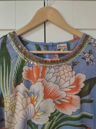Vestido playero estampado flores The First Outlet