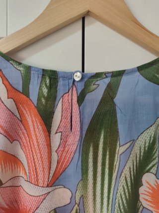 Vestido playero estampado flores The First Outlet