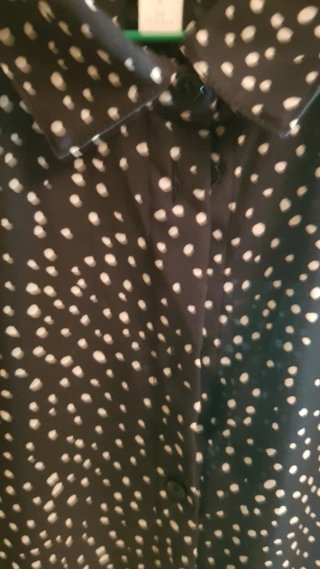 Blusa mujer lunares negro y blanco