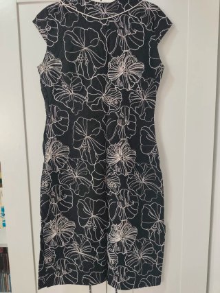 Vestido Zara floral negro