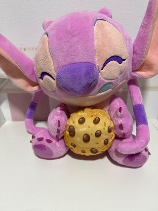 Muñeco Angel morado con galleta